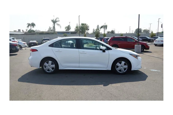 $18984 : 2021 Corolla LE image 5