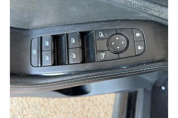 $19352 : Nissan Rogue 2021 SV 4dr Cro image 7