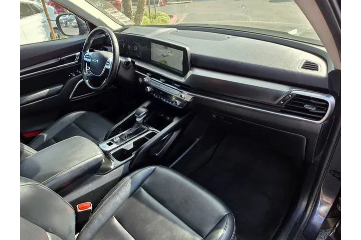 $31516 : Kia Telluride 2024 LX 4dr SU image 9