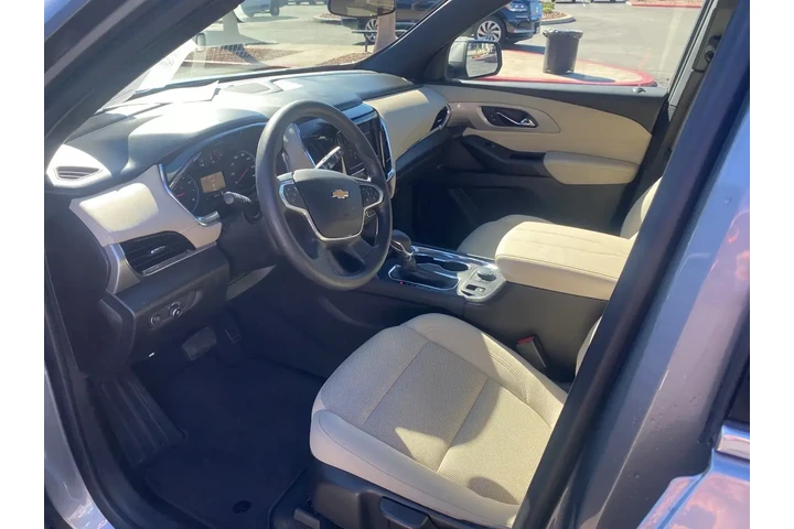 $27485 : Chevrolet Traverse 2023 LS 4 image 9