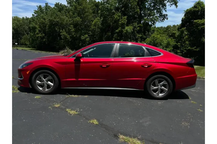 $12999 : 2021 Sonata SE image 8