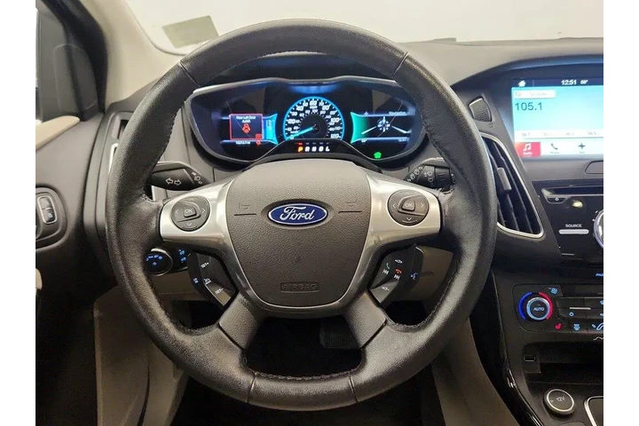 $10998 : Ford Focus 2016 Electric 4dr image 10