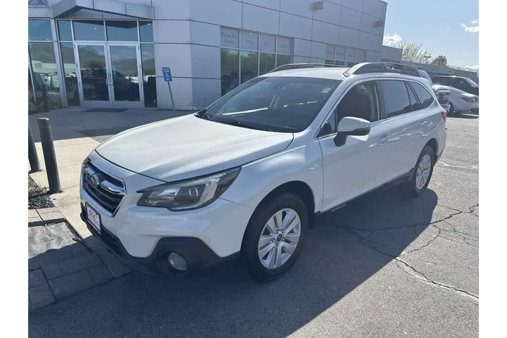 $14910 : 2019 Outback Premium image 3