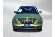 $20000 : Hyundai VENUE 2023 SEL 4dr C thumbnail