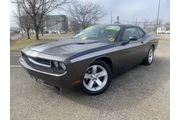 2013 Challenger SXT thumbnail