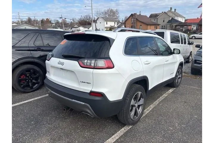 $16977 : Jeep Cherokee 2019 4x4 High image 4