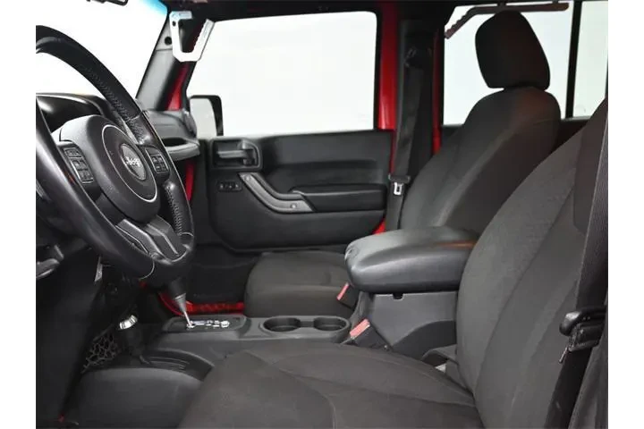 $18766 : Jeep Wrangler Unlimited 2017 image 6