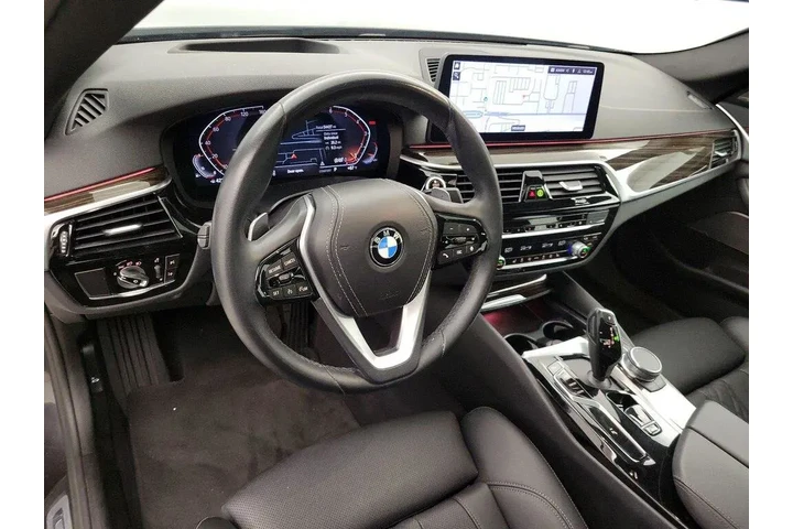$30998 : BMW 5 Series 2023 530i 4dr S image 9