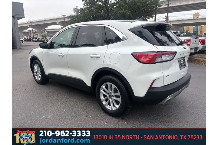 $17246 : Ford Escape 2022 SE 4dr SUV image 4