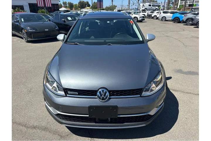 $18997 : 2017 Golf Alltrack SE image 3
