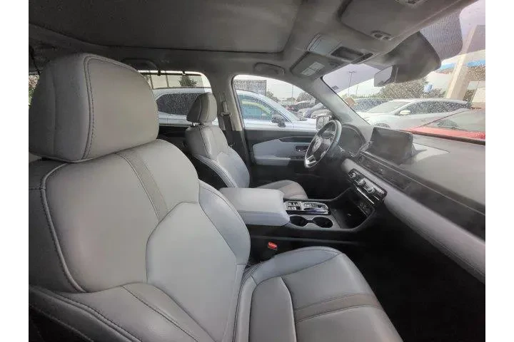 $38512 : Honda Pilot 2023 Touring 4dr image 8