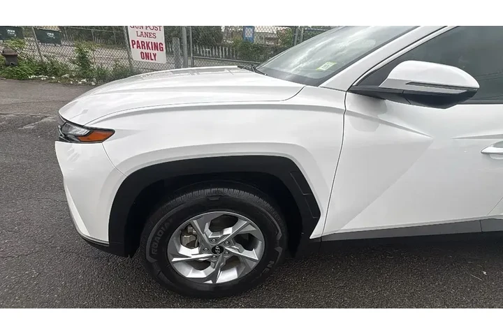 $22514 : Hyundai TUCSON 2023 AWD SEL image 9