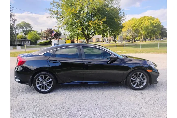 $1 : 2021 Civic EX image 8