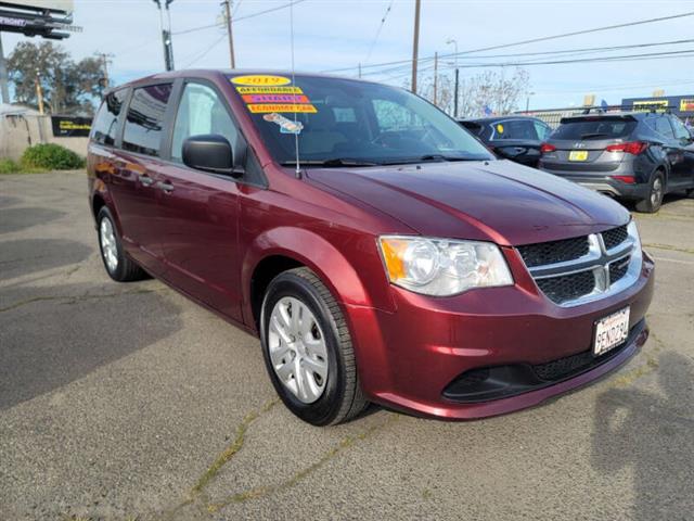 $13999 : 2019 Grand Caravan SE image 1