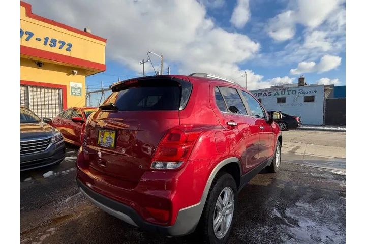 2020 Trax LT image 8