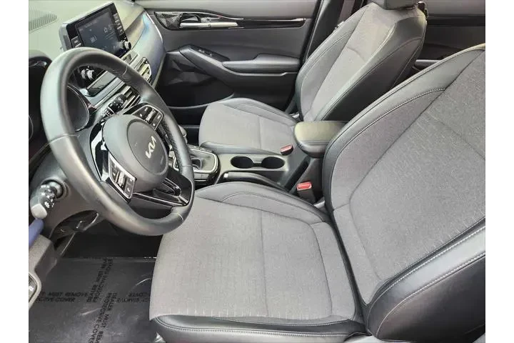 $22490 : Kia Seltos 2023 AWD S 4dr SU image 9