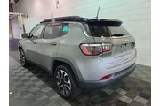 $27260 : Jeep Compass 2022 4x4 Limite thumbnail