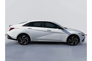 $23988 : Hyundai ELANTRA 2025 SEL Spo thumbnail