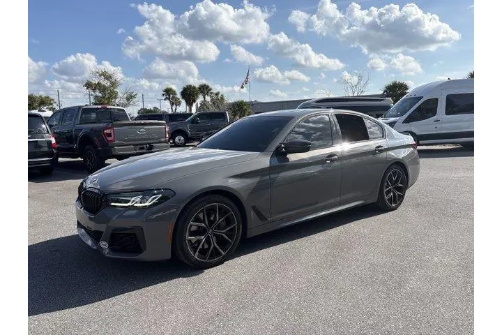 $30951 : BMW 5 Series 2021 540i 4dr S image 4