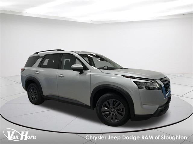 $28173 : Pre-Owned 2022 Pathfinder SV image 1