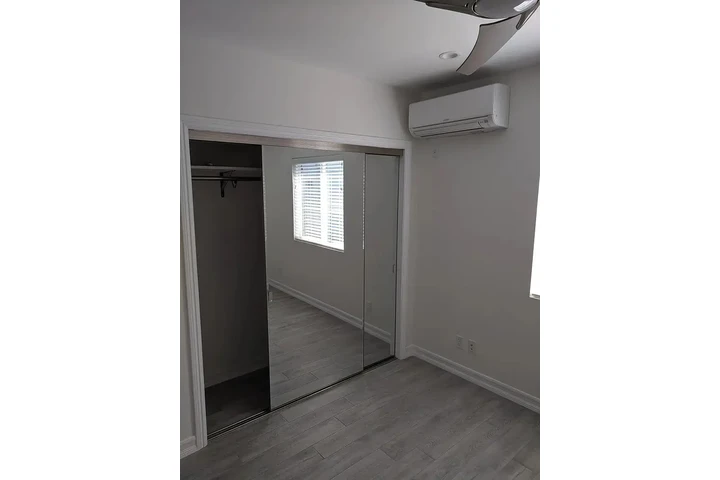 $600 : Home...Los Angeles, CA image 3