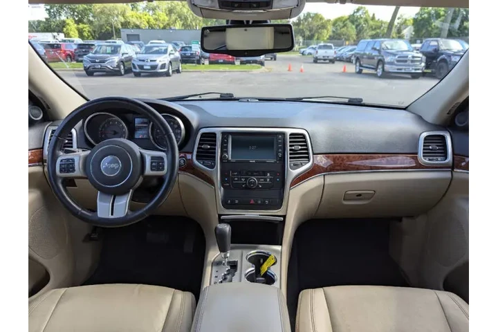 $7995 : 2012 Grand Cherokee Limited image 5