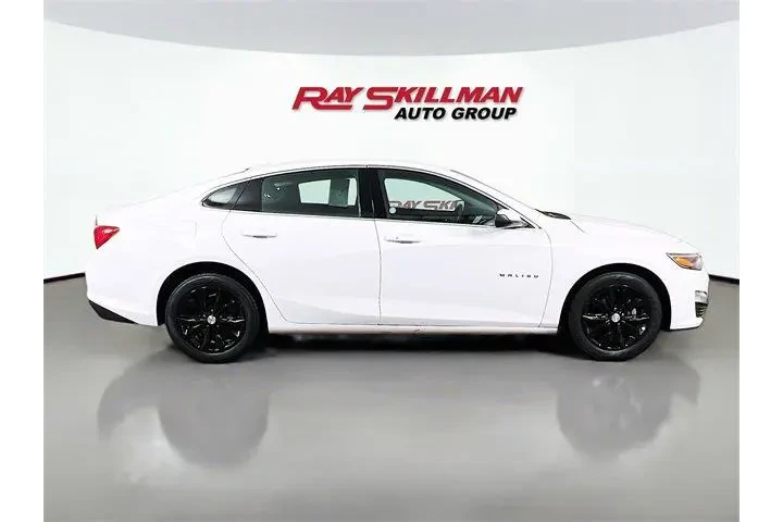 $21975 : Chevrolet Malibu 2024 LT 4dr image 8