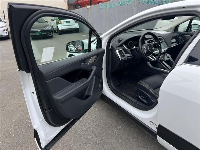 $26800 : Used 2020 I-PACE SE AWD for s image 9