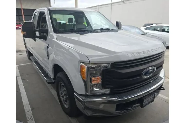 $31900 : Ford F-250 Super Duty 2017 4 image 5