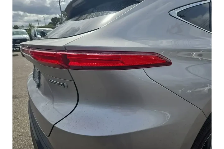 $28411 : Toyota Venza 2022 AWD LE 4dr image 10