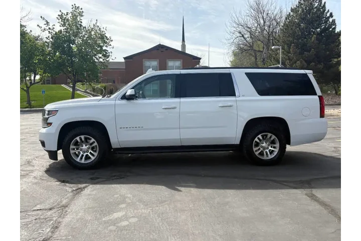 $18900 : 2017 Suburban LT image 8