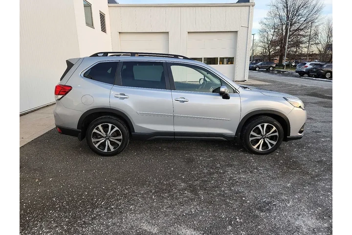 $26556 : Subaru Forester 2023 AWD Lim image 7