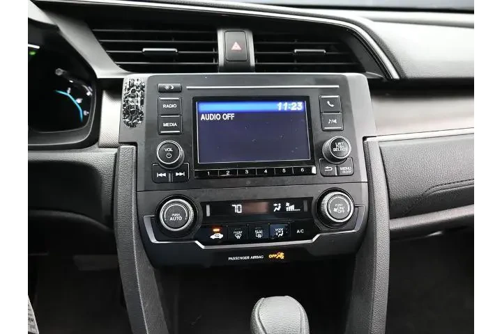 $20991 : Honda Civic 2020 LX 4dr Hatc image 9