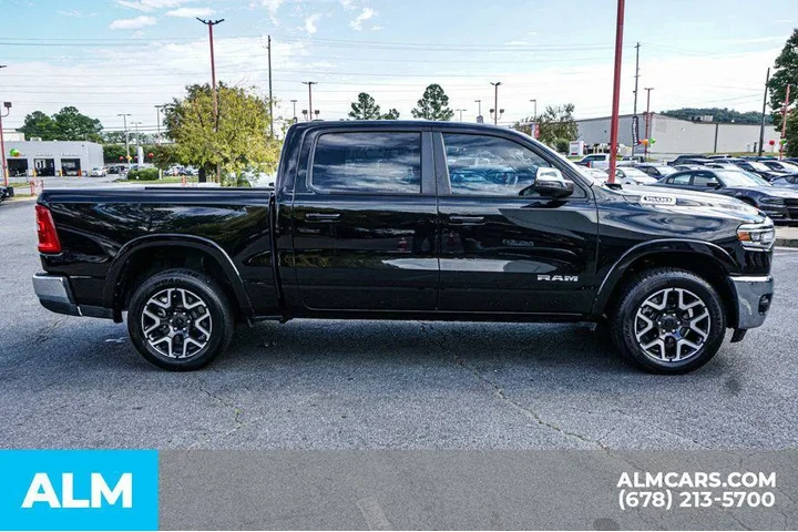 $39920 : Ram 1500 2025 4x4 Laramie 4d image 7
