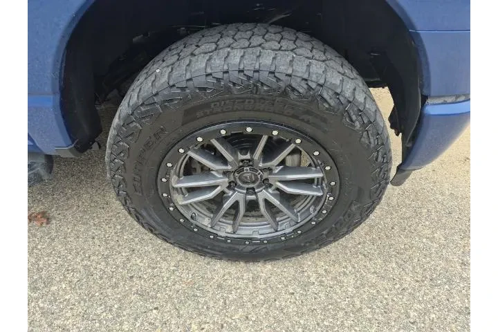 $29995 : Ford F-150 Lightning 2022 AW image 6