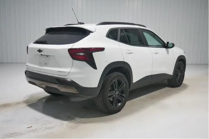 $23000 : Chevrolet Trax 2024 ACTIV 4d image 5