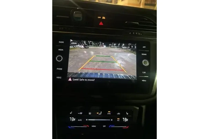 $20500 : Volkswagen Tiguan 2022 SE 4d image 10