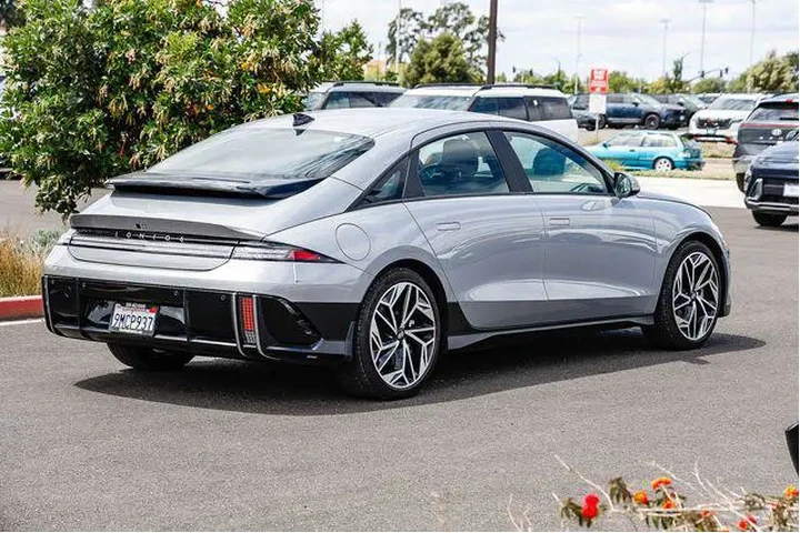 $25991 : Hyundai IONIQ 6 2024 SEL 4dr image 1
