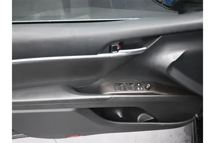 $23399 : Toyota Camry 2024 SE 4dr Sed image 5