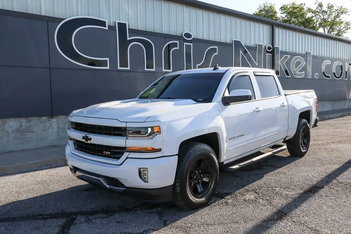 $25548 : 2018 Silverado 1500 4WD Crew image 1