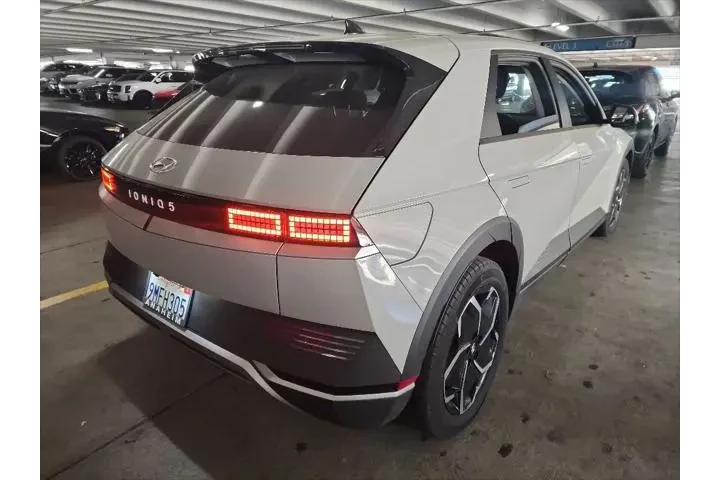 $25999 : Hyundai IONIQ 5 2024 SEL 4dr image 2