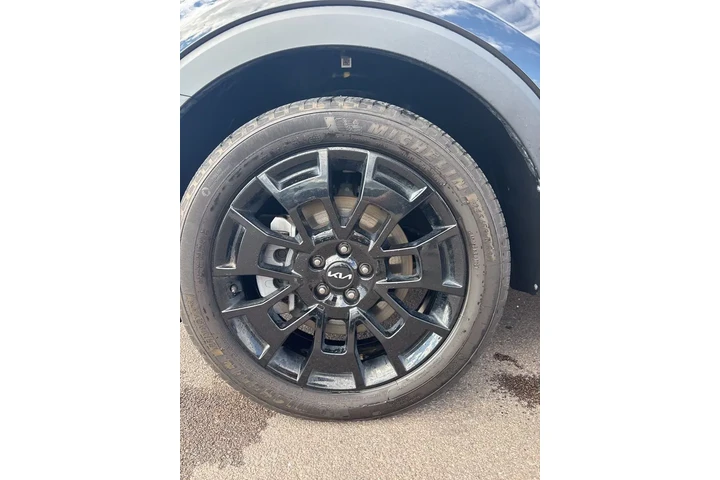 $38999 : 2022 Telluride SX image 9