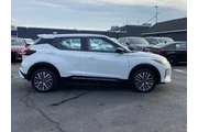 $16987 : Nissan Kicks 2024 SR 4dr Cro thumbnail