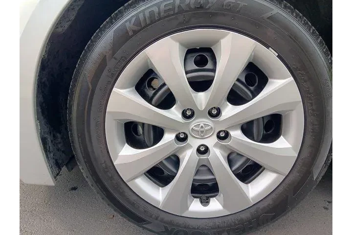 $23995 : Toyota Corolla 2025 LE 4dr S image 6