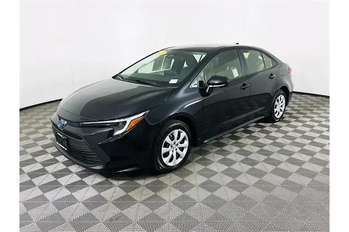 $24900 : Toyota Corolla Hybrid 2025 L image 3