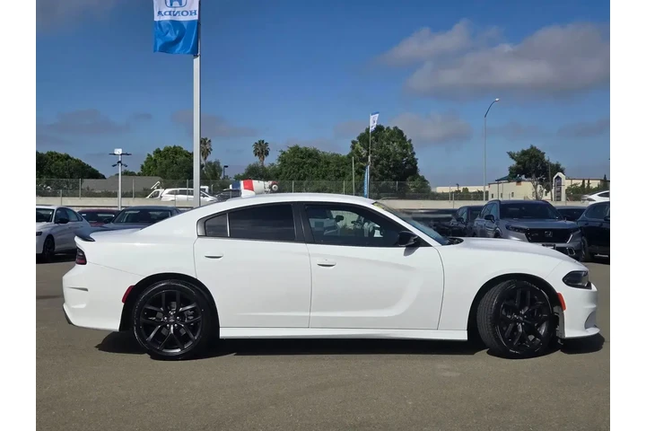 $27998 : Dodge Charger 2022 GT 4dr Se image 8
