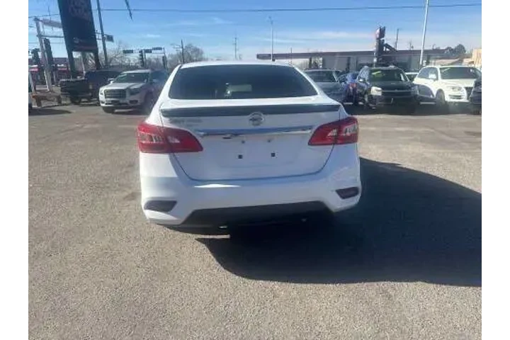 2018 Sentra SL image 6