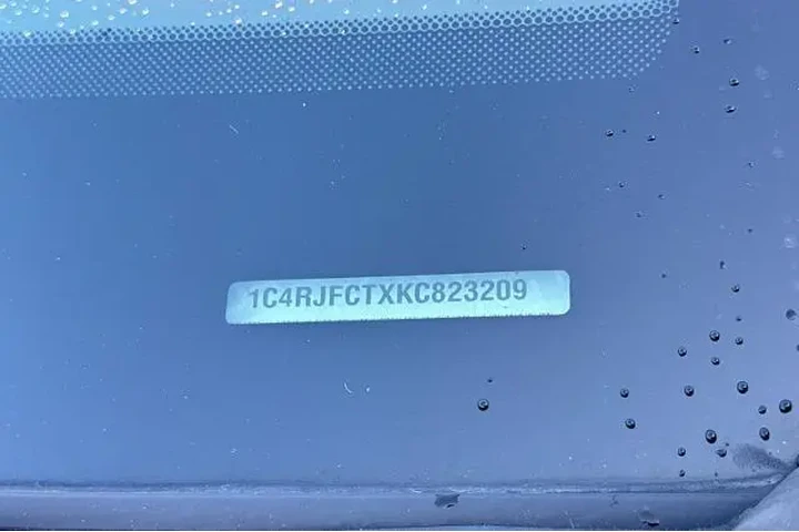 $25999 : Jeep Grand Cherokee 2019 4x4 image 3