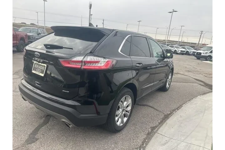 $25394 : Ford Edge 2024 AWD Titanium image 5