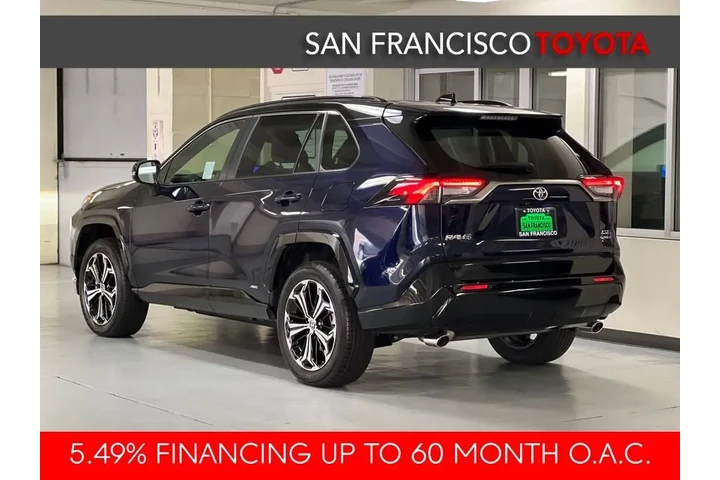 $51888 : Gold Certified2025 RAV4 Plug- image 3